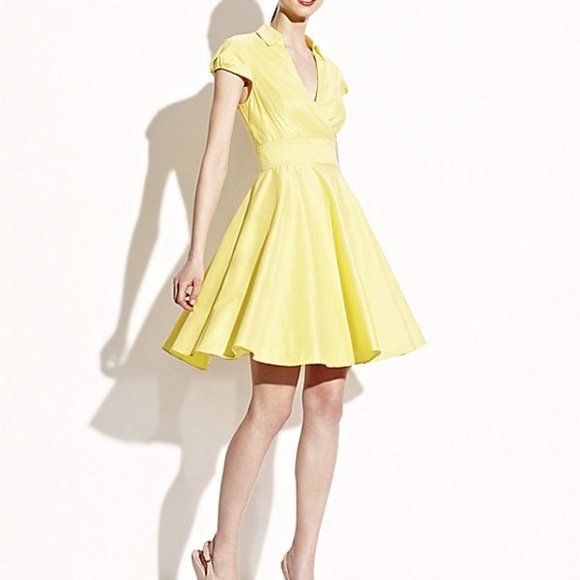BETSEY JOHNSON BRIGHT YELLOW COLLARED FIT AND FLARE DRESS 6 NWT - Picture 1 of 8